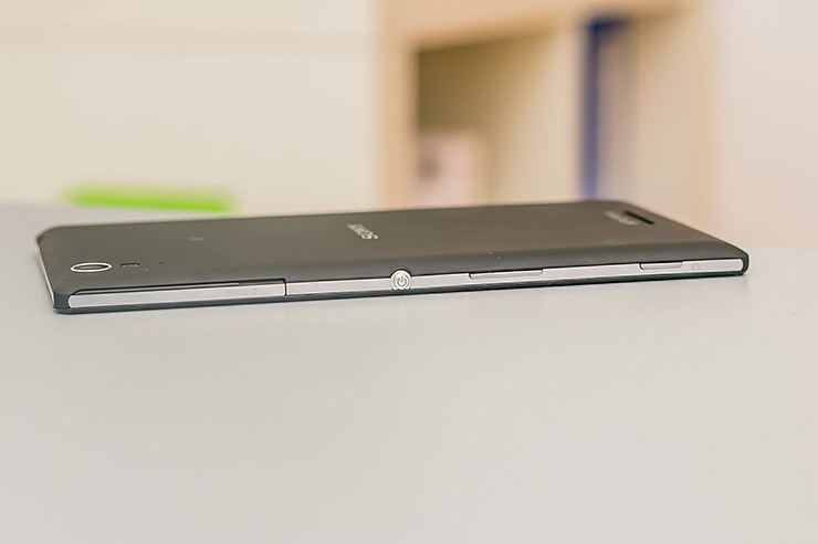 Sony Xperia T3 (10).jpg